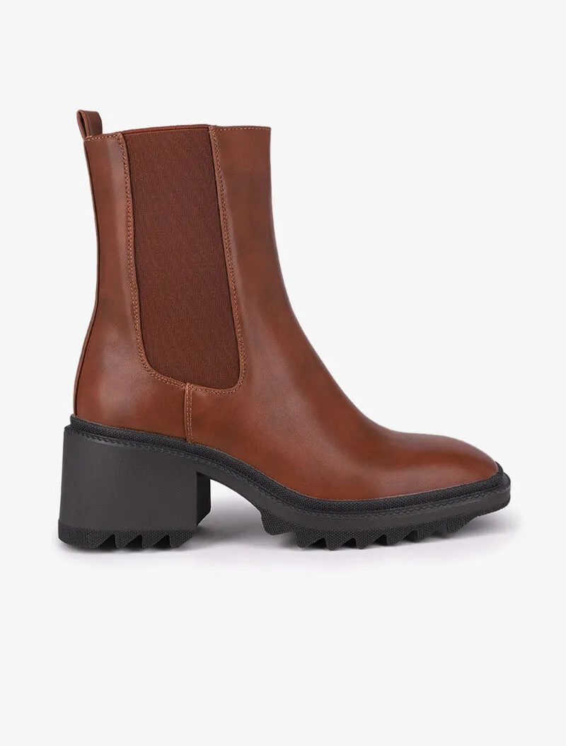 Boots montantes à bouts carrés