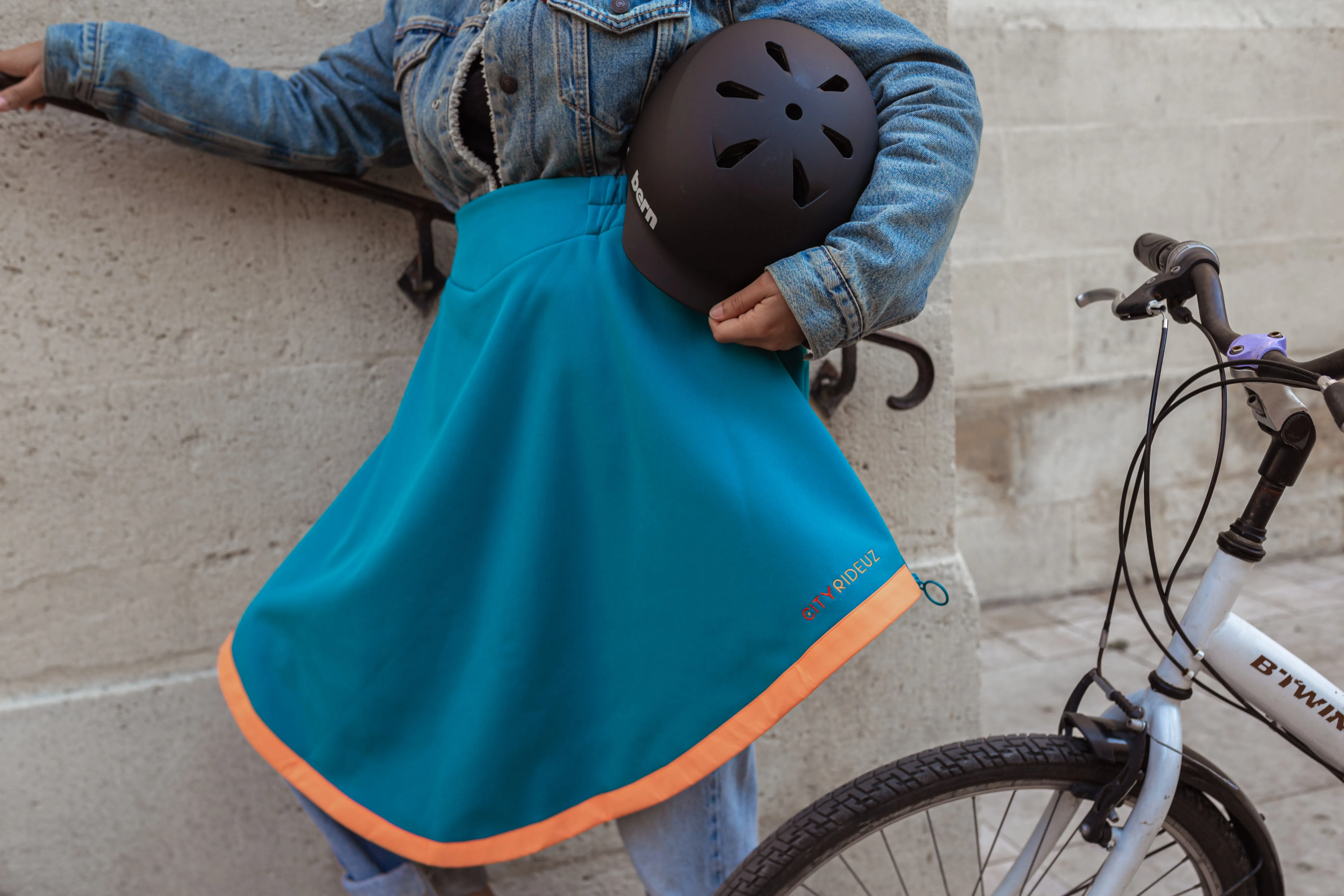 Sur-jupe urbaine