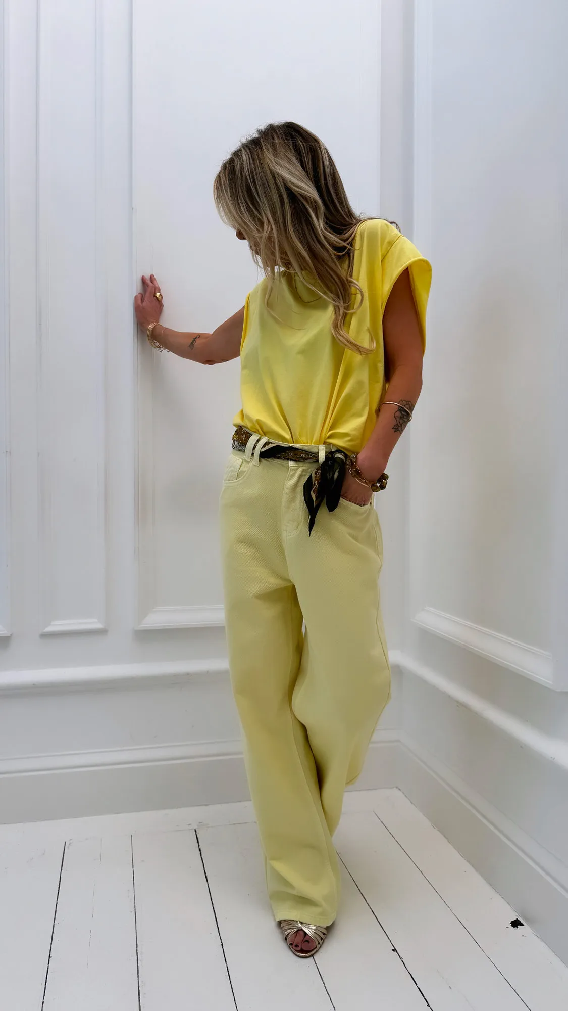Tee-shirt jaune basique